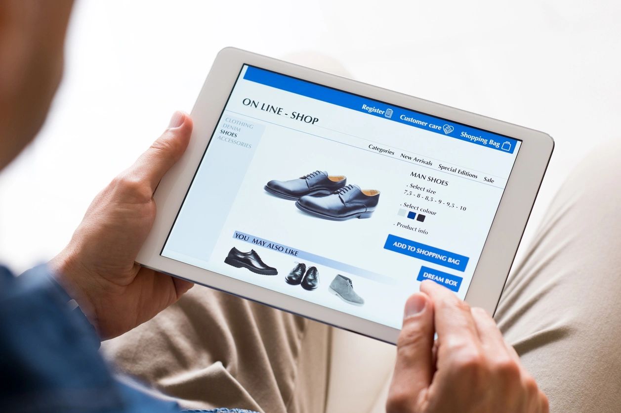 Online shopper using an ecommerce payment interface on a tablet